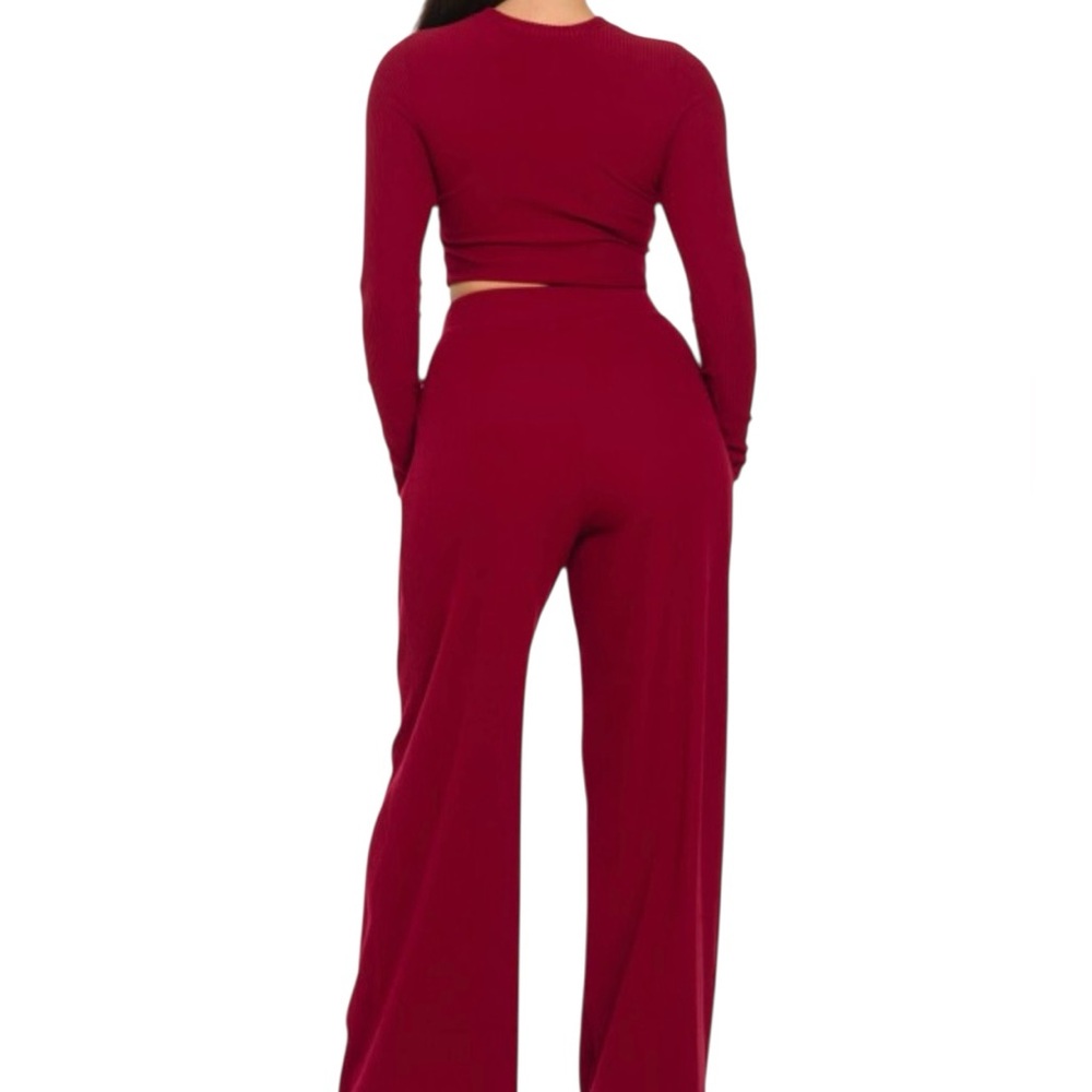 📦Julia by Love J Ribbed Two Piece Athlesure/Dress/Comfort Pant Set in Burgundy - Picture 2 of 2